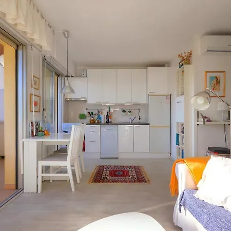 Le Lutin Apartment